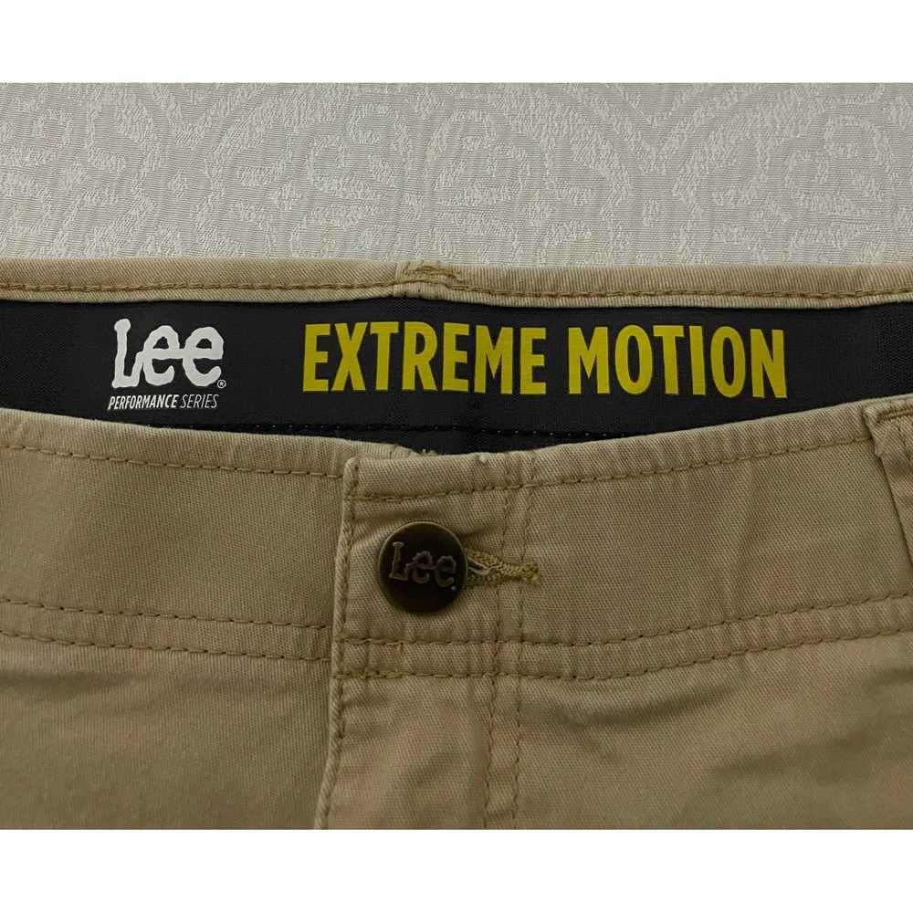 Lee Extreme Motion Performance Series Cargo Shorts Khaki Tan Mens 36 102188822 - Picture 6 of 7